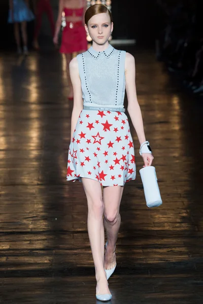 Look 30